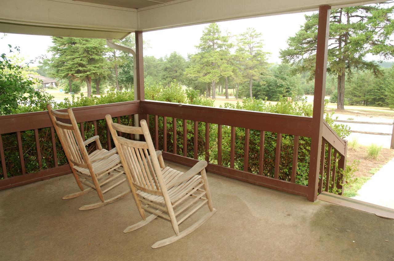 Carolina Landing Camping Resort Two-Bedroom Cabin 1 Fair Play Buitenkant foto
